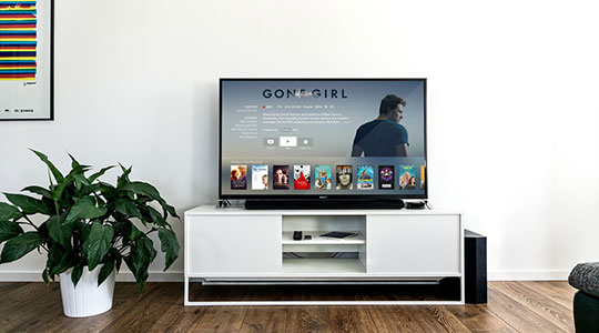 flat-screen-movies-screen-smart-tv-television-display-technology