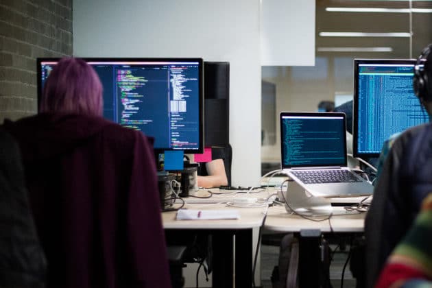 work-office-software-development-team-project-desk-code-programming