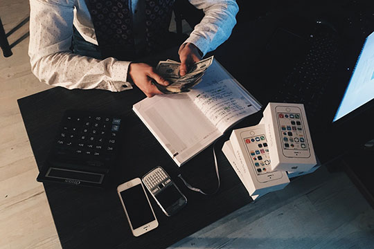 business-calculator-ecommerce-entrepreneur-finance-money