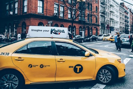 Digital-Signage-Advertisement-Cab-Car-Taxi-Booking-App
