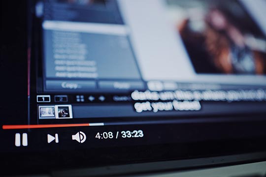 YouTube Tips Tricks Hacks - Device-Internet-Laptop-Monitor-Multimedia-Online-Streaming-Video