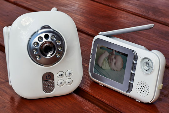 baby-child-monitor-camera