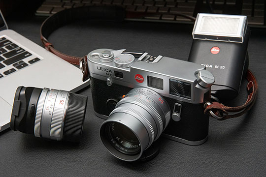 leica-camera-lens-equipment-photography