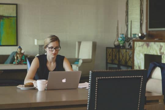 work-office-desk-developer-designer-apple-macbook-remote-successful-business-startup
