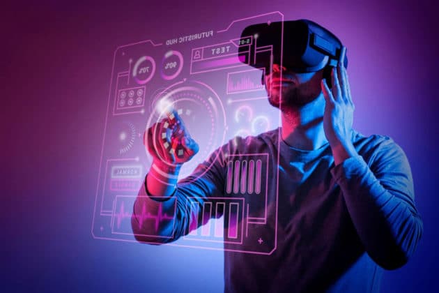 AR-VR-technology-augmented-virtual-reality-mobile-app-development-trends