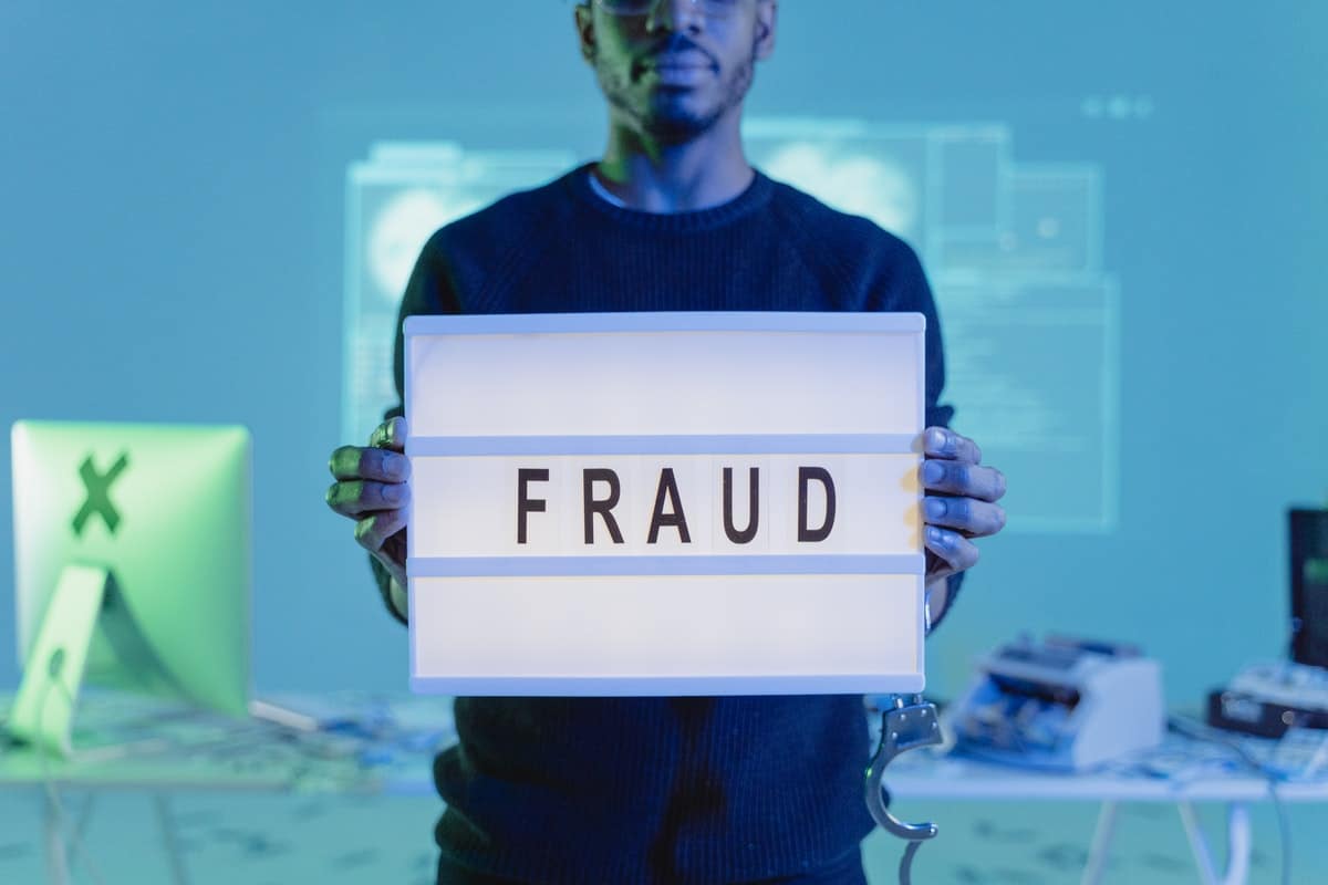 business-online-fraud-risks-scam-security-safety