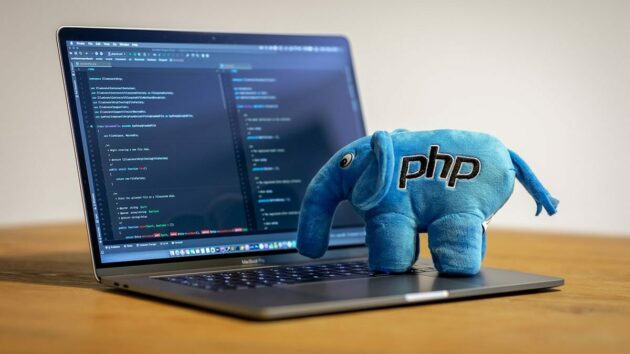 PHP-programming-development-editor-tools