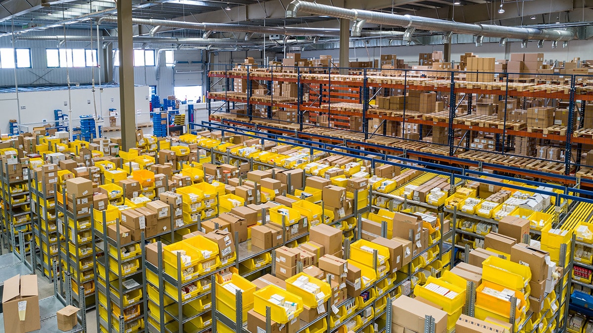 A warehouse full of yellow boxes and boxes.